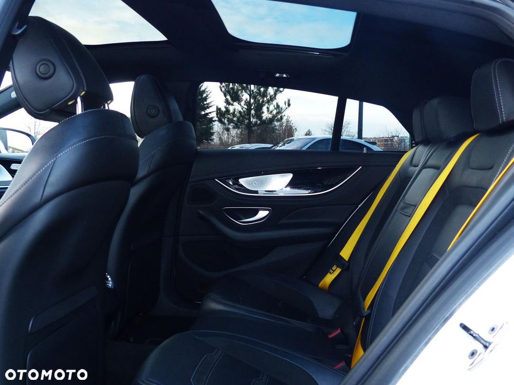 Mercedes-Benz AMG GT 43 - 11