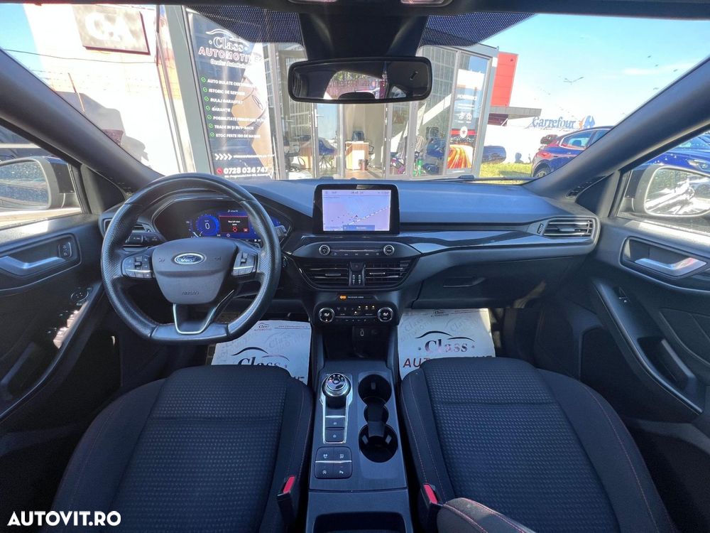 Ford Focus 1.5 EcoBoost ST-Line - 5