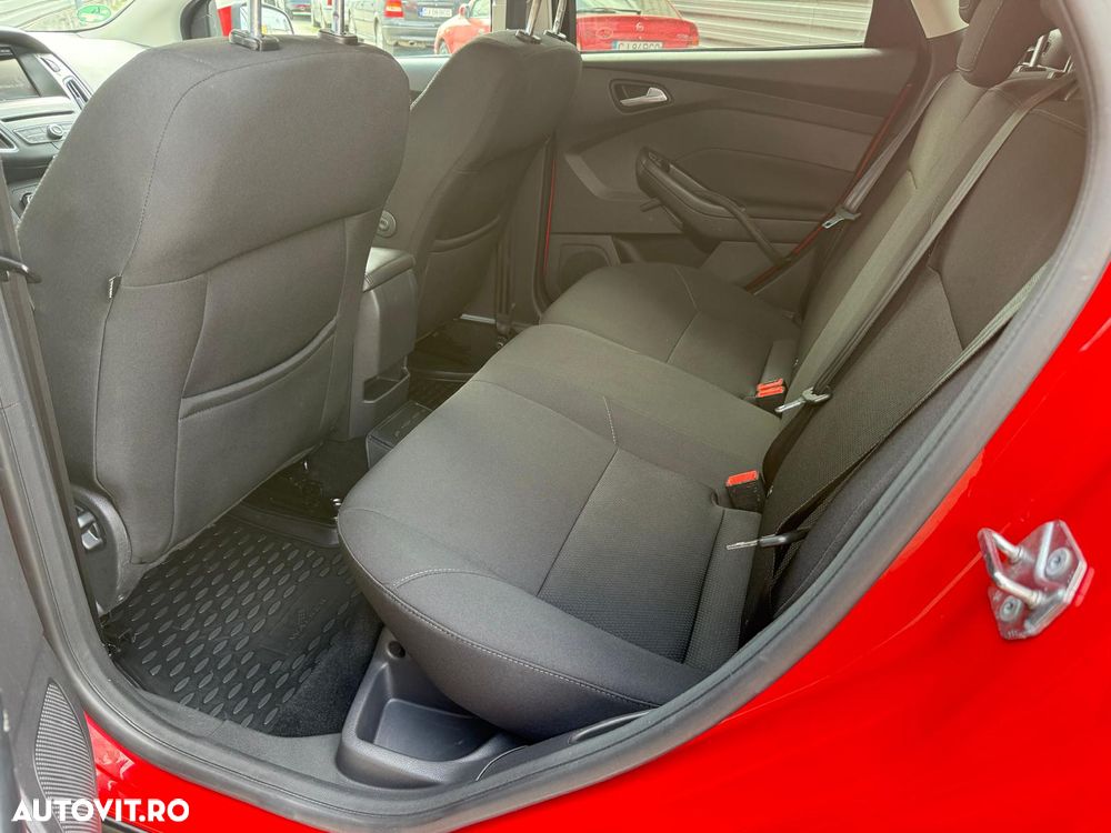 Ford Focus 1.5 TDCi DPF Start-Stopp-System Business - 6