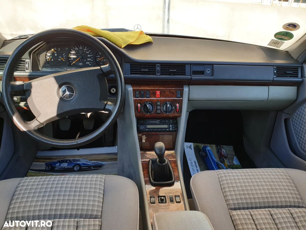 Mercedes-Benz W124 - 5