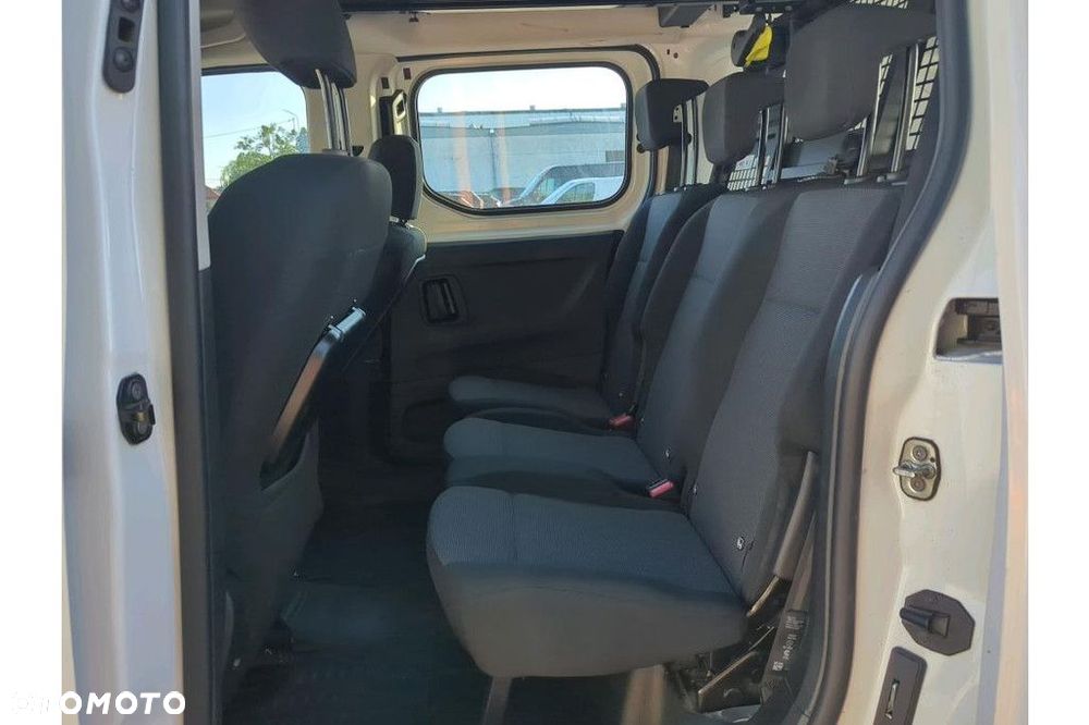 Toyota ProAce 1.2 D-4t 130km A/t Long Furgonbrygactive - 7