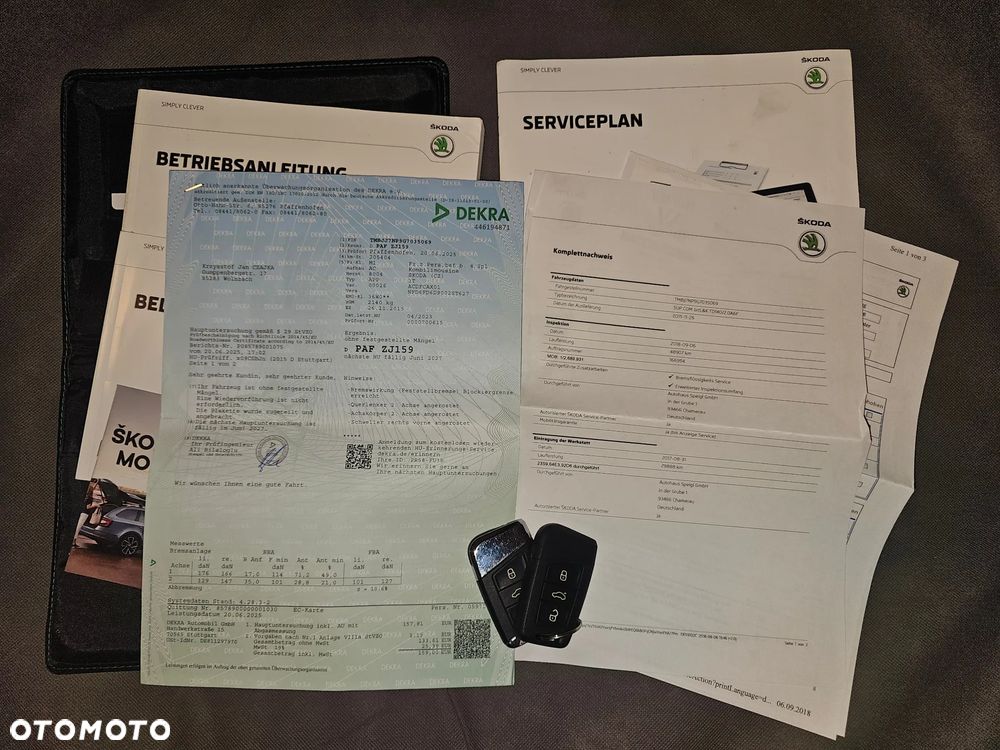 Skoda Superb 2.0 TDI L&K DSG - 39