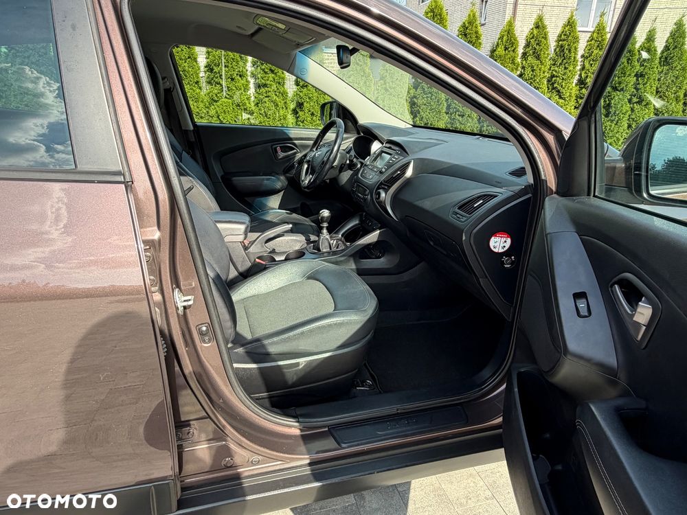 Hyundai ix35 2.0 CRDi Premium 4WD - 17