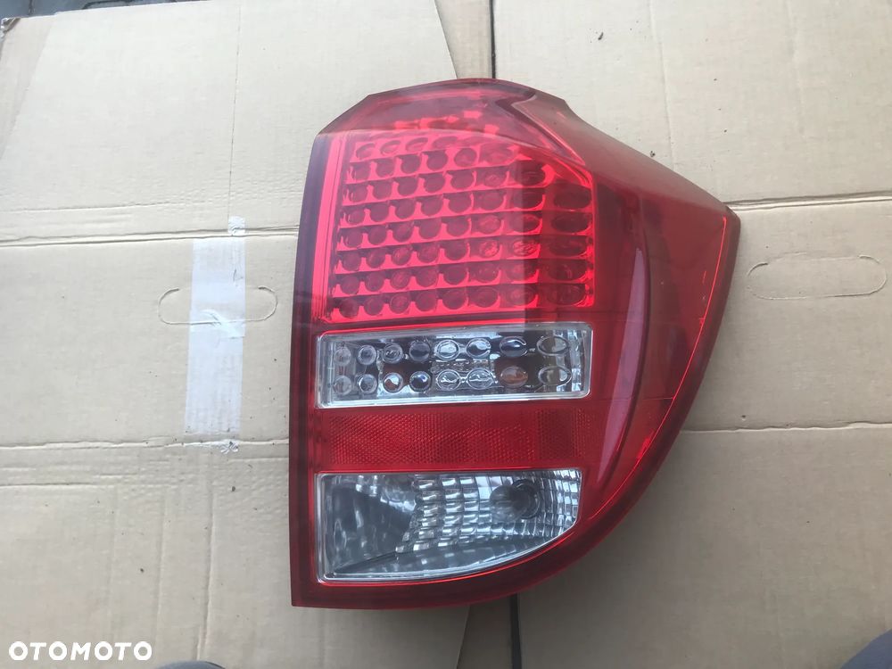 Kia Ceed 09-12 LIFT Kombi Lampa Prawy Tył - 1