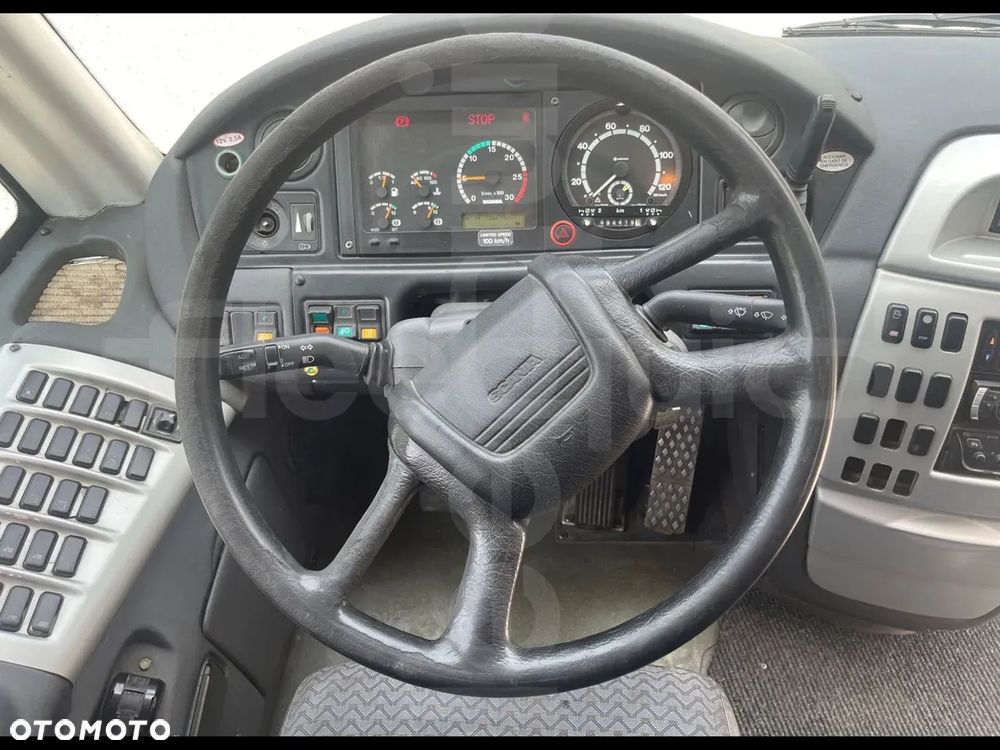 Scania 124B4X2/ Euro 3 - 309 Kw - 12,200 Mt - 6