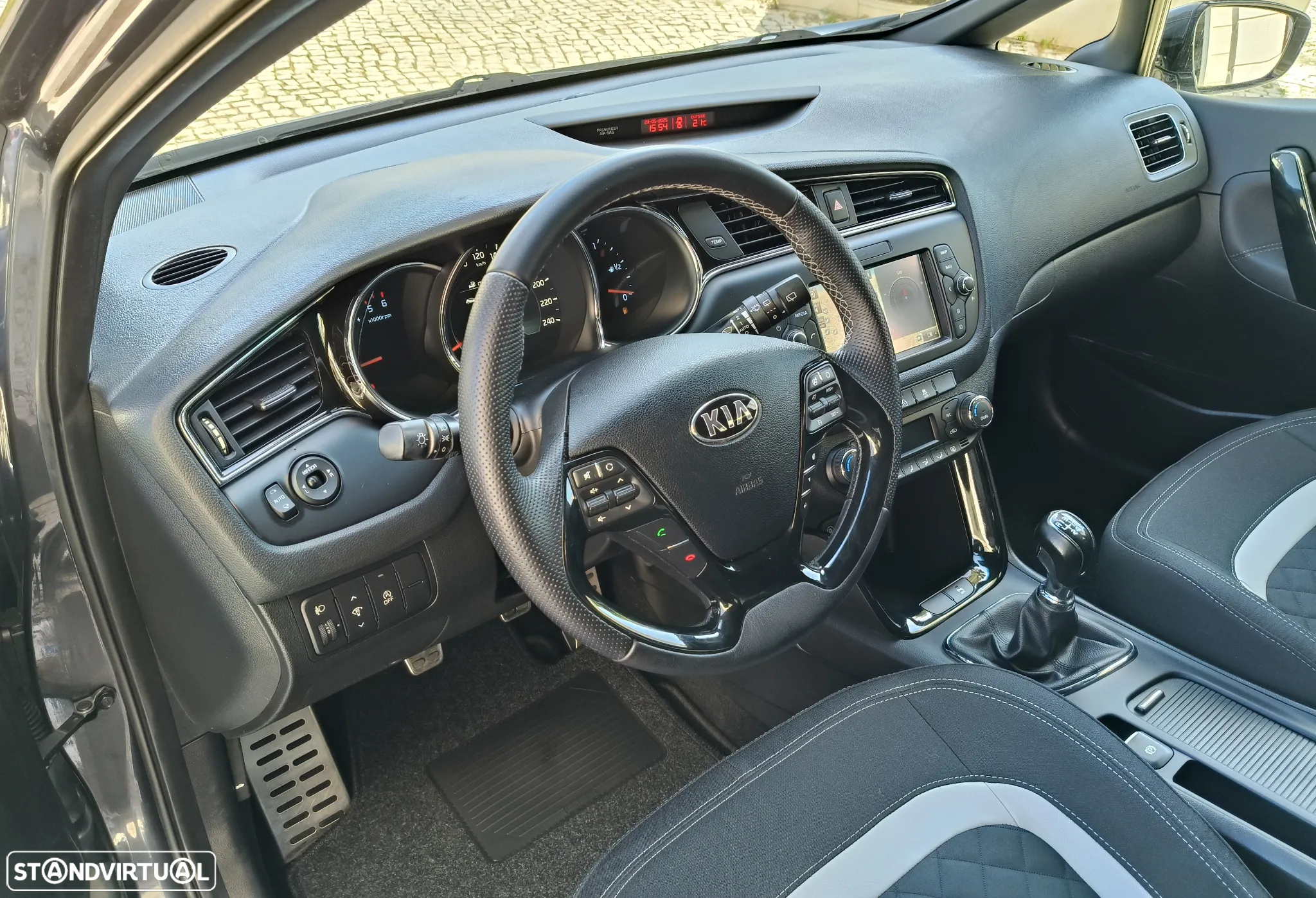 Kia Ceed SW 1.6 CRDi GT Line - 9