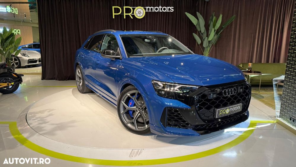 Audi RS Q8 - 1