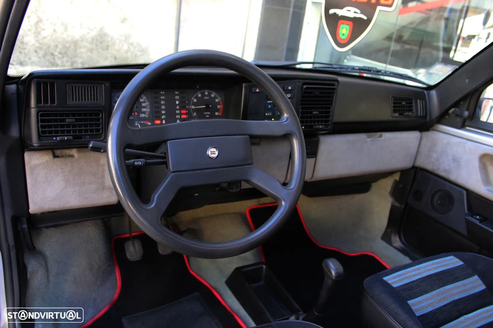 Lancia Y 10 GT i.e. - 21