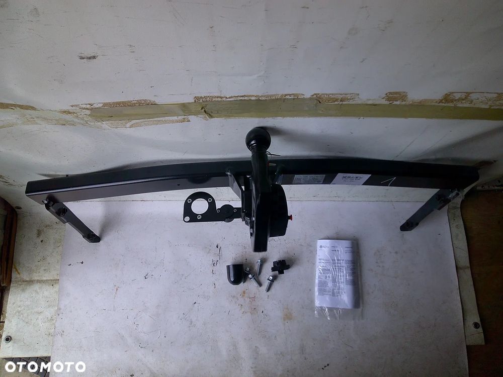 volkswagen T-ROC 2GA nowy OE hak holowniczy 2GA092155A - 1
