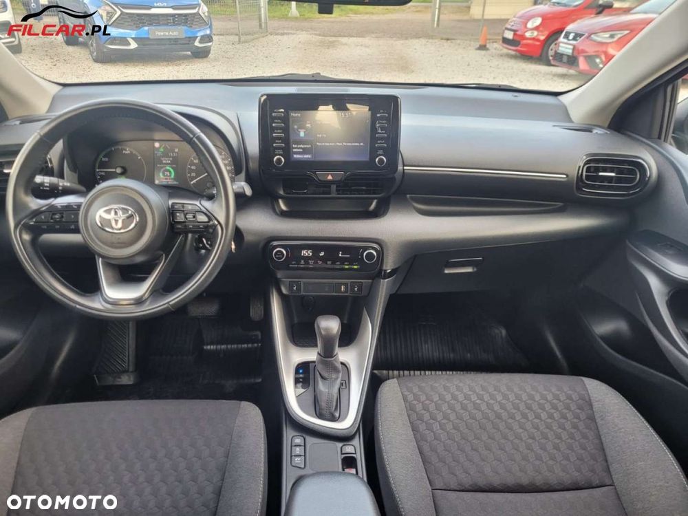Toyota Yaris - 11