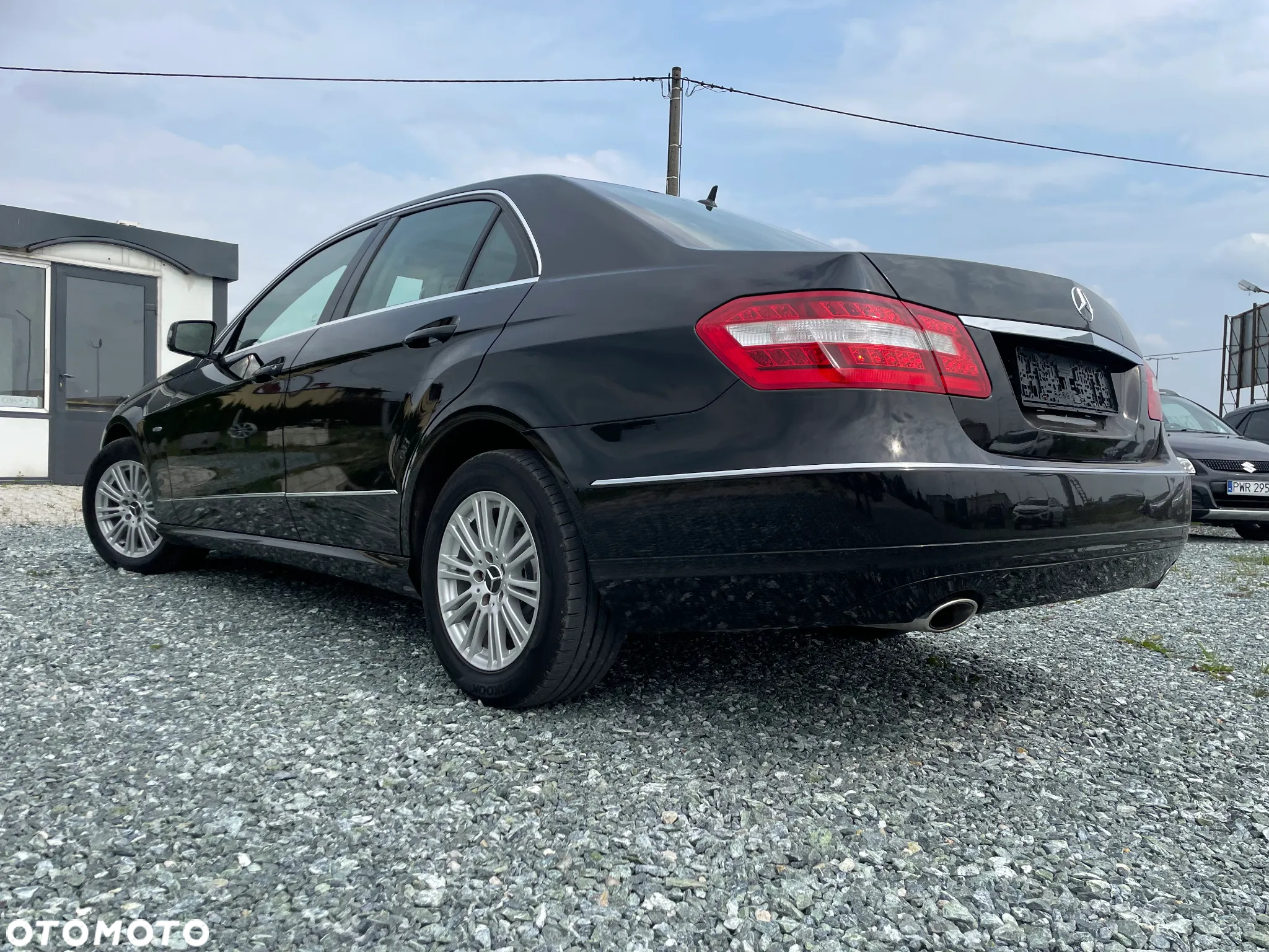 Mercedes-Benz Klasa E 350 CGI BlueEffICIENCY Avantgarde - 33