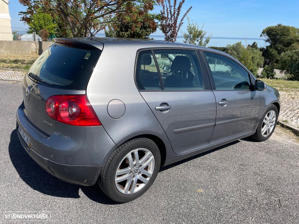 VW Golf 1.9 TDi BlueM. Confortline - 2