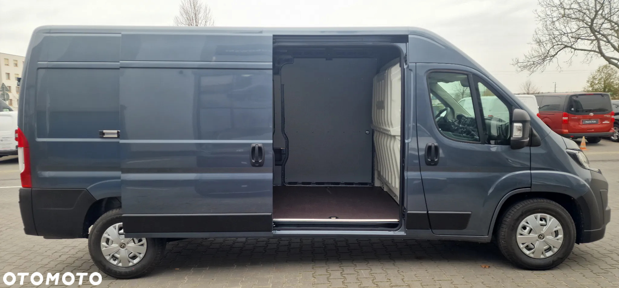 Toyota Proace Max - 12
