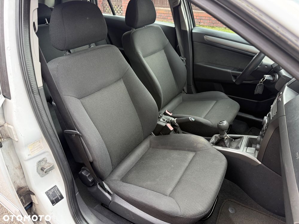 Opel Astra III 1.6 Enjoy - 18
