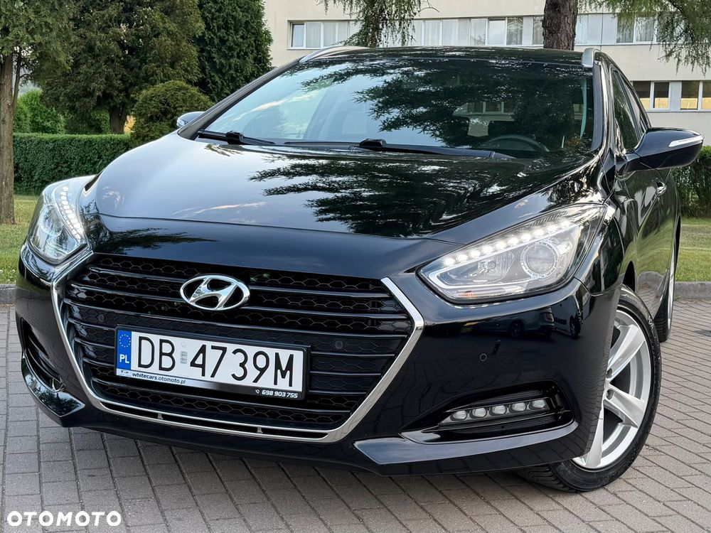 Hyundai i40 Kombi 2.0 Automatik Premium - 19