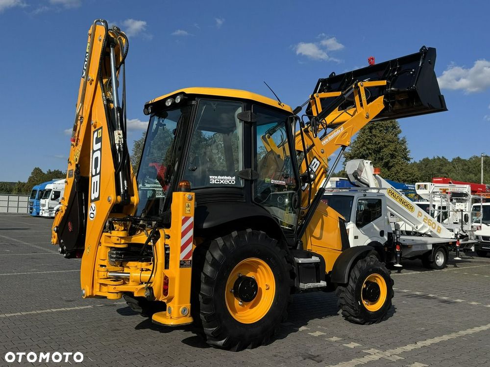JCB 3CX - 8