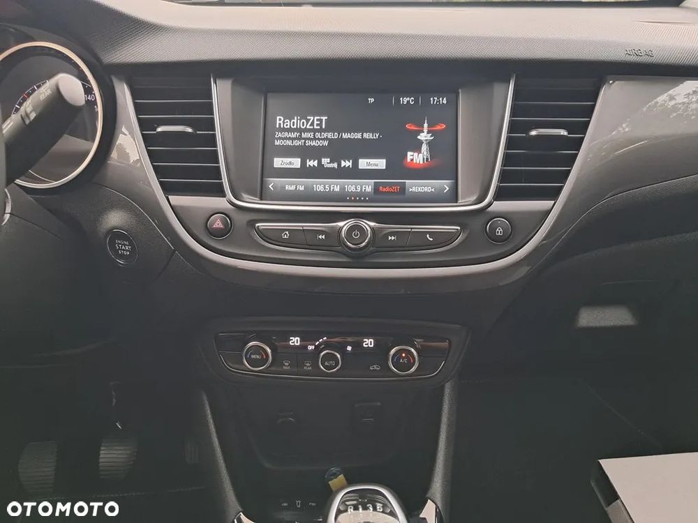 Opel Crossland X - 21