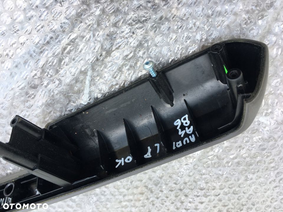 RĄCZKA DRZWI PODŁOKIETNIK SWING A4 B6 8E1867173 - 2