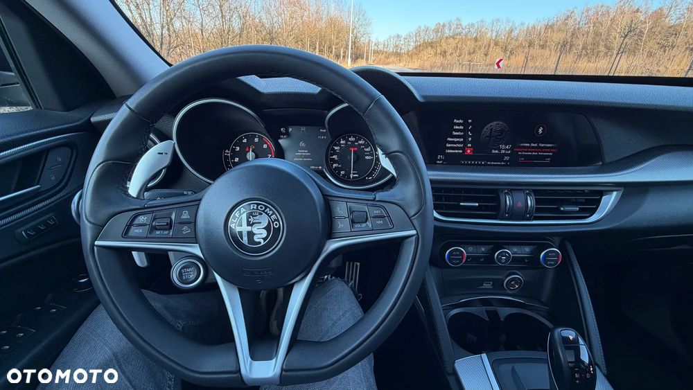 Alfa Romeo Stelvio 2.0 Turbo Veloce TI Q4 - 19