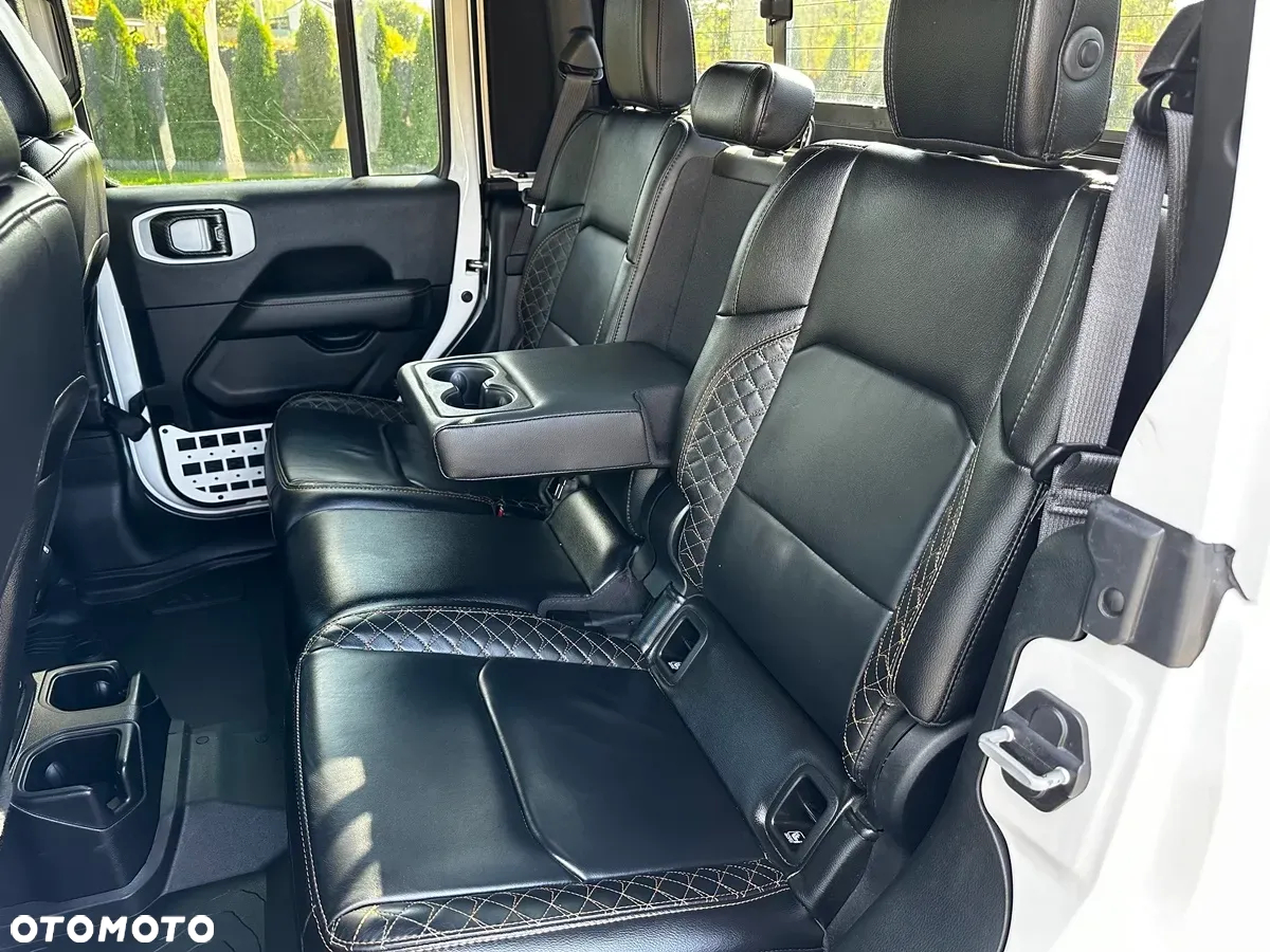 Jeep Gladiator - 30