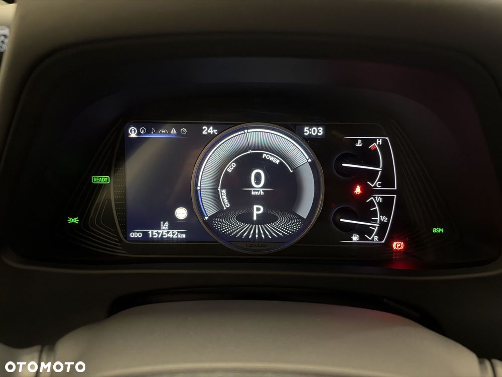 Lexus UX - 15
