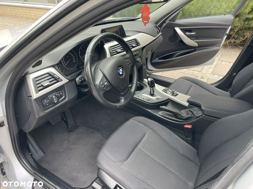 BMW Seria 3 - 21
