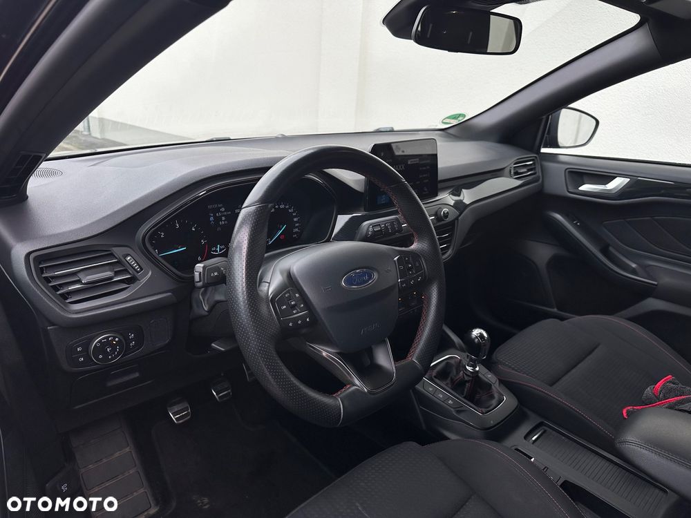 Ford Focus 2.0 EcoBlue ST-Line - 15