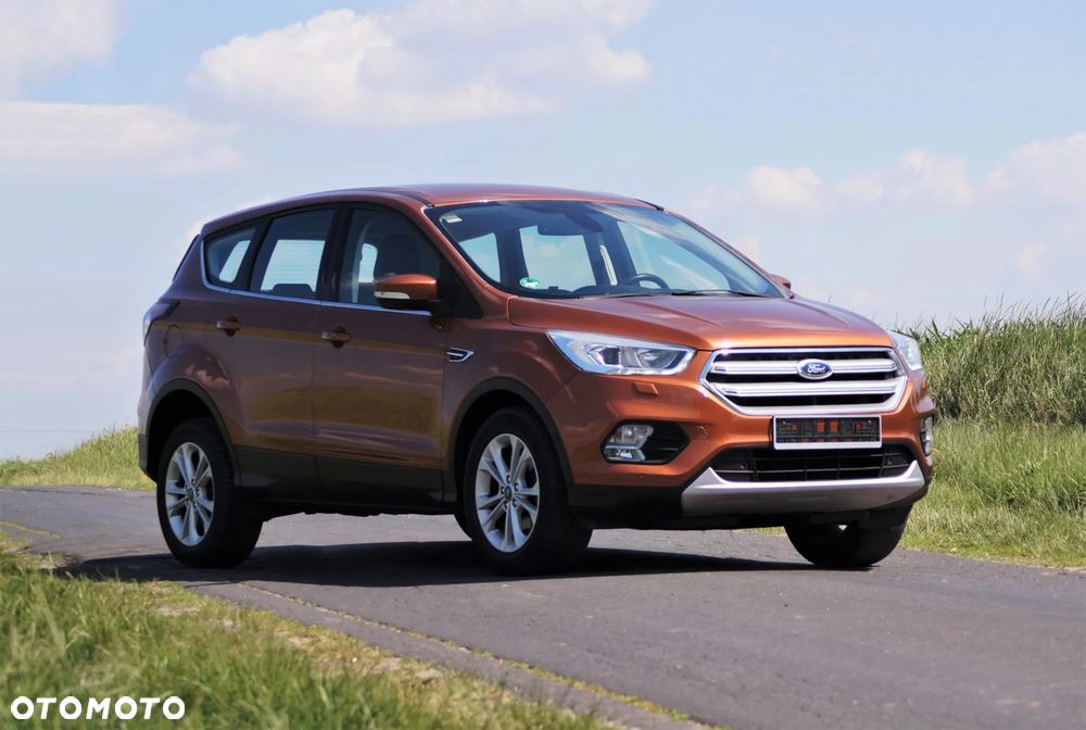 Ford Kuga - 2