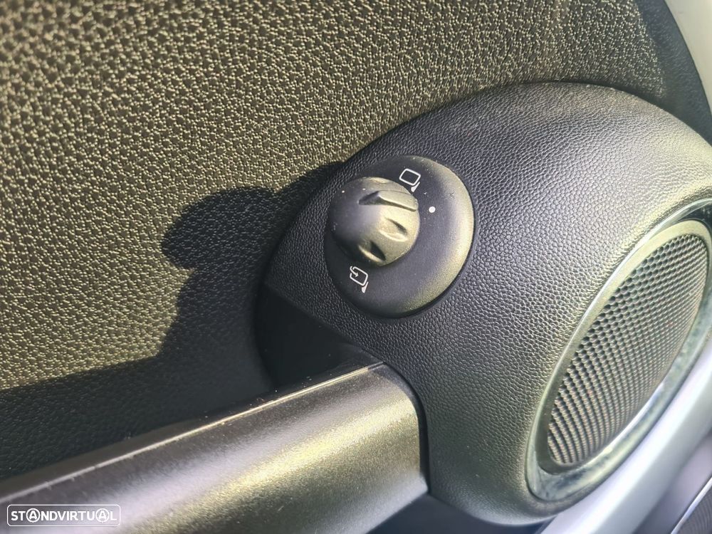 MINI 3 Portas Cooper D 50 Camden - 10