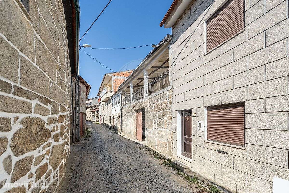 Moradia T4 para venda - Grande imagem: 2/26