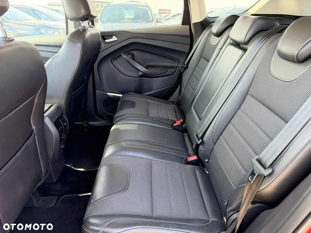 Ford Kuga 2.0 TDCi 4WD Titanium - 34