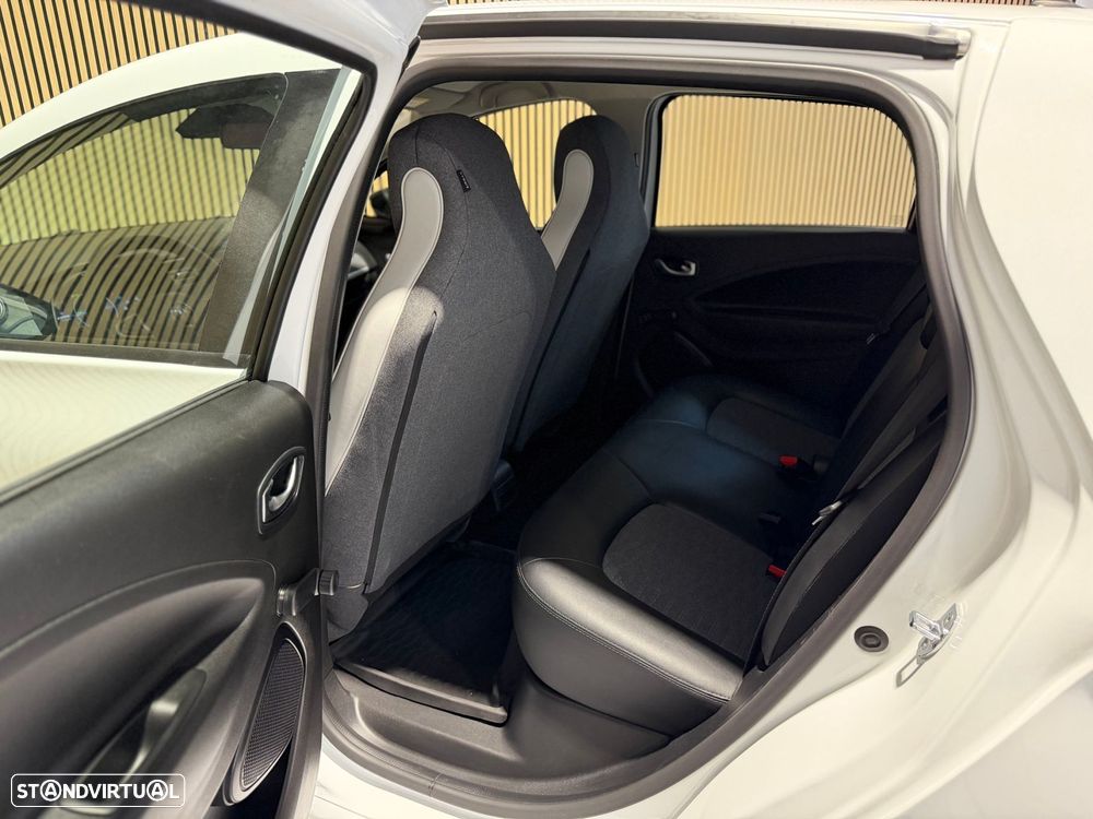 Renault Zoe (c/ Bateria) Limited 40 - 7