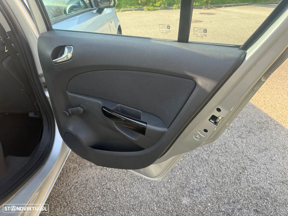 Opel Corsa - 17