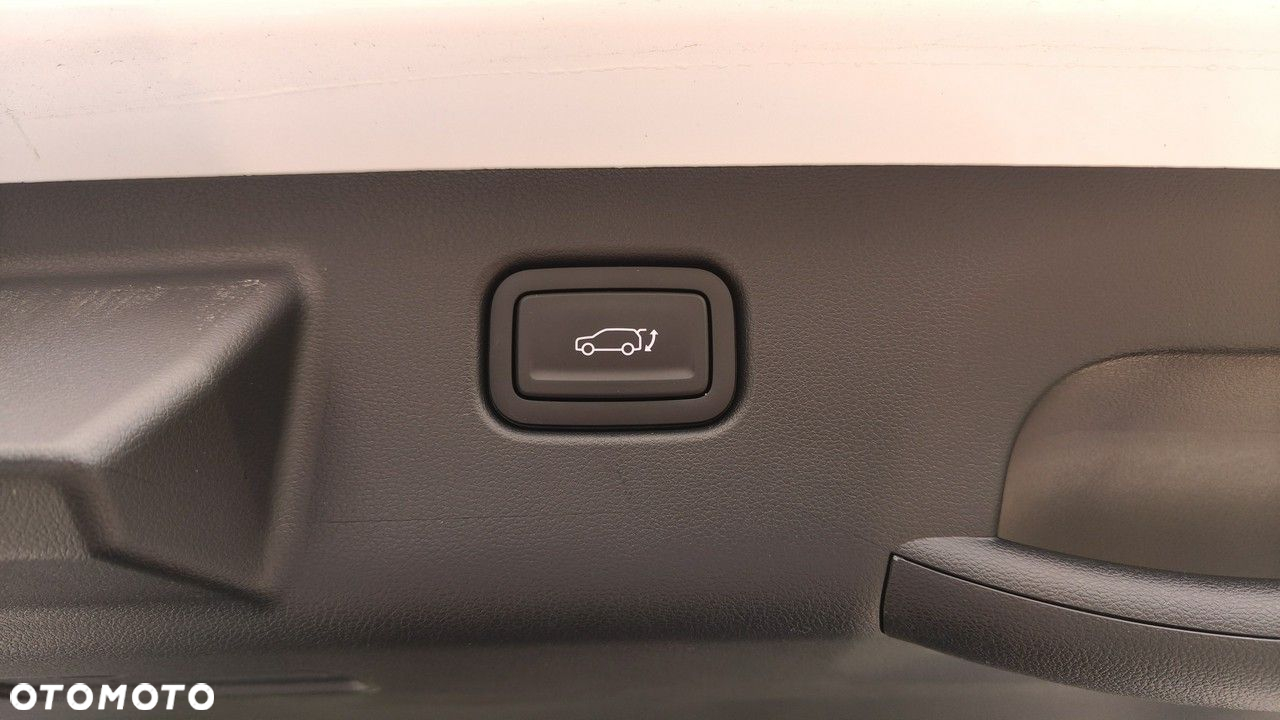 Hyundai Kona - 25