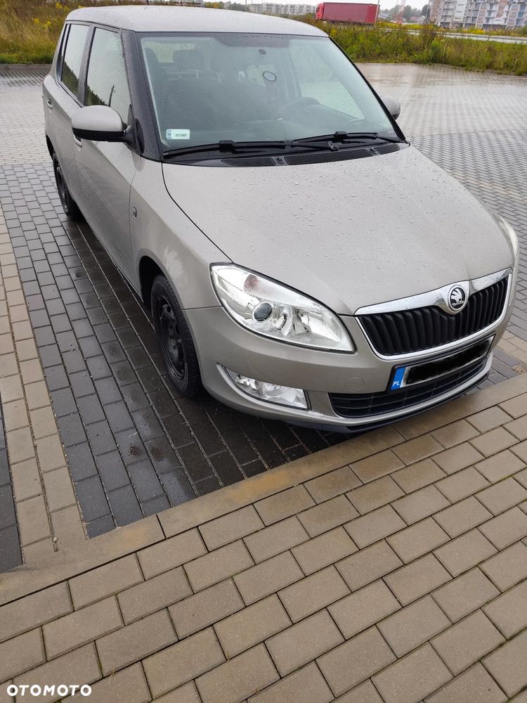 Skoda Fabia 1.4 16V Ambition Plus - 4