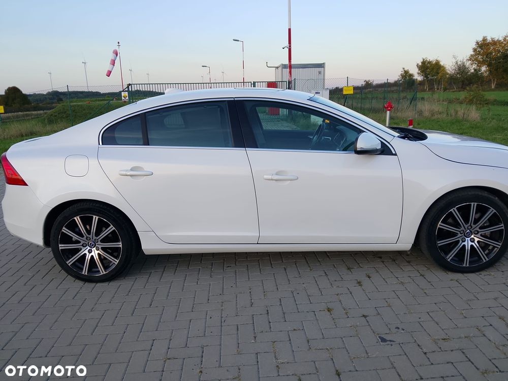 Volvo S60 - 10
