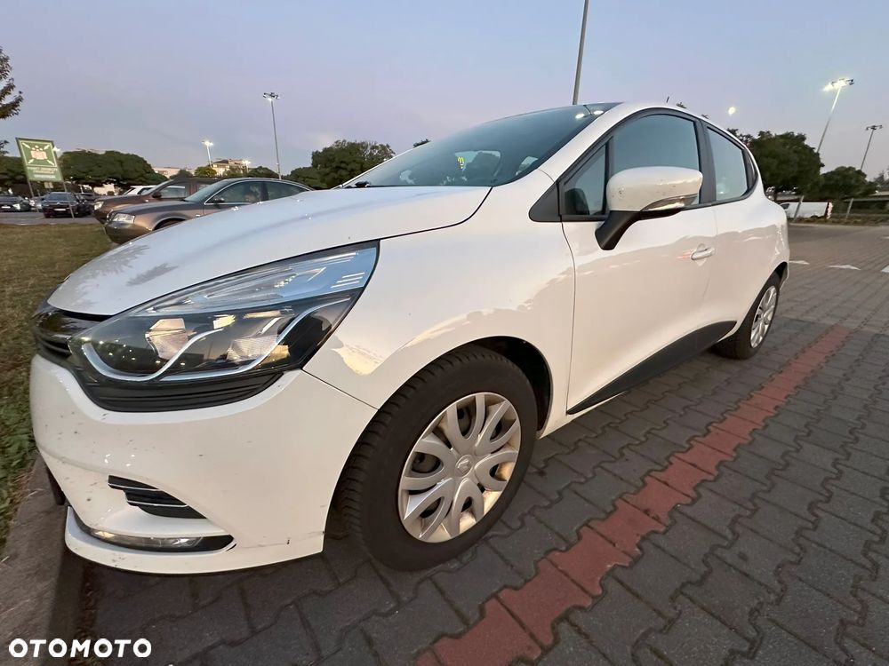 Renault Clio 0.9 TCe Alize - 9