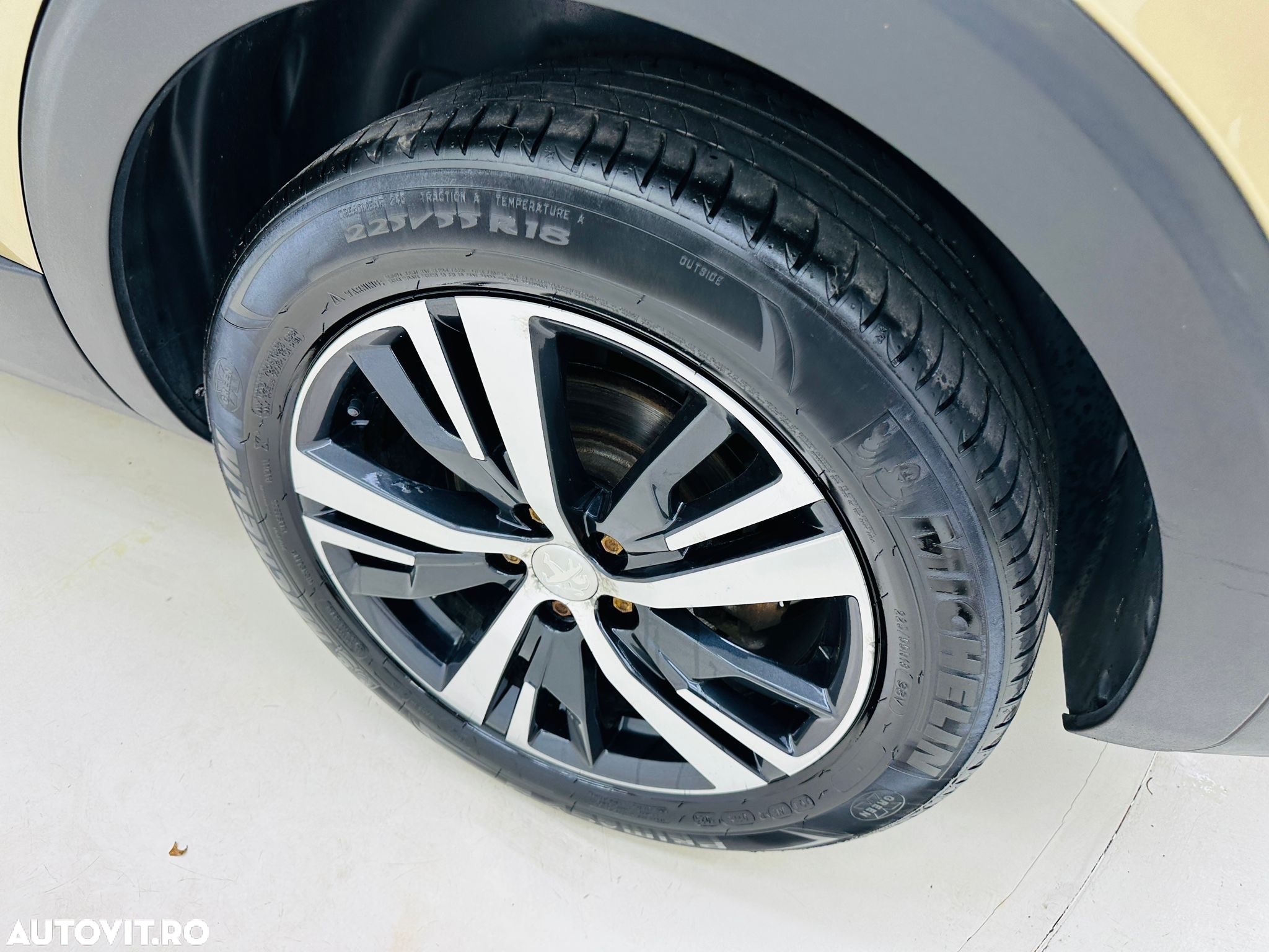 Peugeot 5008 - 14