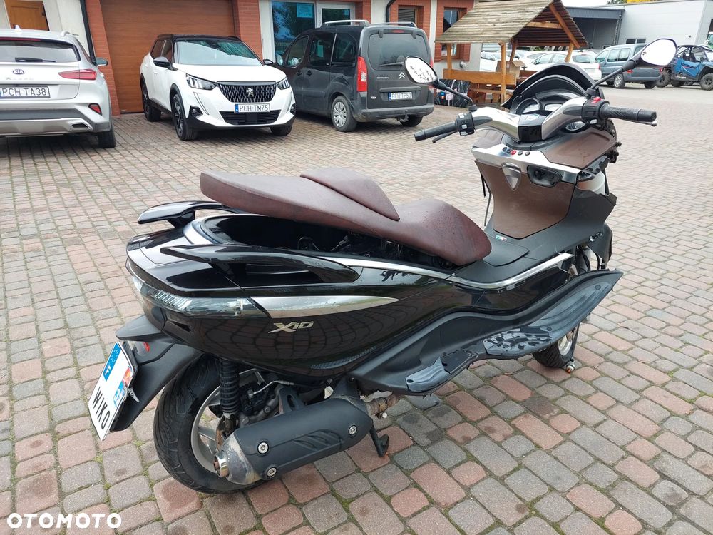 Piaggio X10 - 7