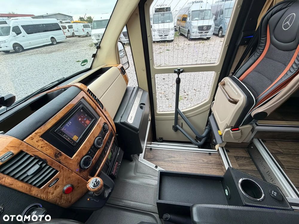 Mercedes-Benz Sprinter 519 - 39