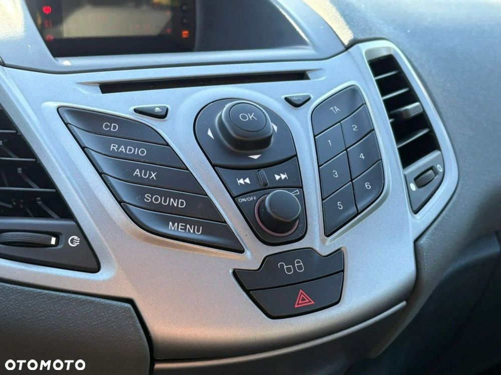 Ford Fiesta 1.25 Ambiente EU5 - 21