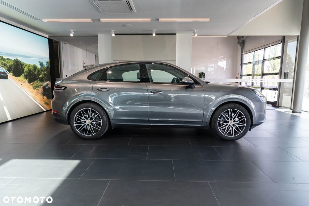 Porsche Cayenne E-Hybrid PHEV - 6