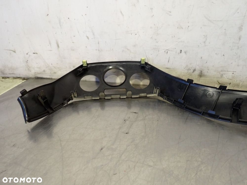 LISTWA OZDOBNA DESKI ROZDZIELCZEJ SUBARU IMPREZA 1.5 - 10