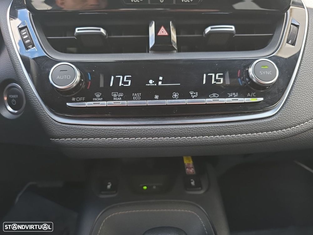 Toyota Corolla Touring Sports 1.8 Hybrid Comfort Plus - 23