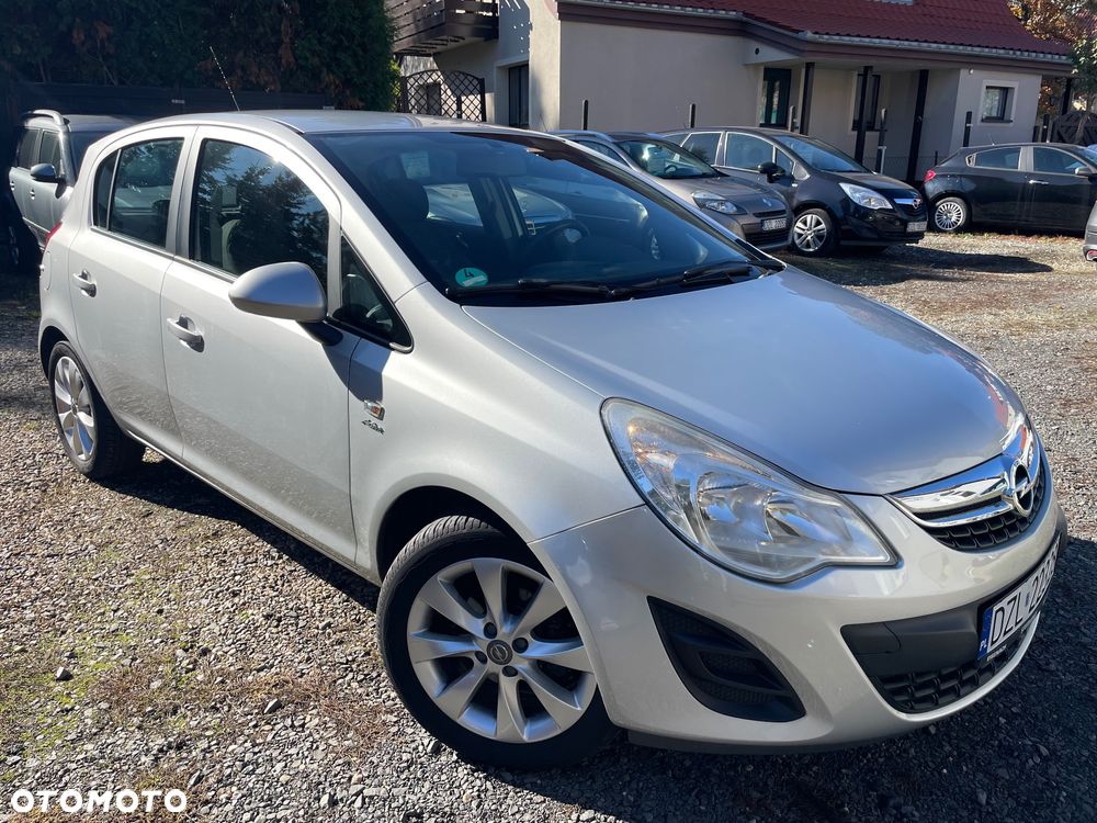 Opel Corsa 1.2 16V Color Edition - 2