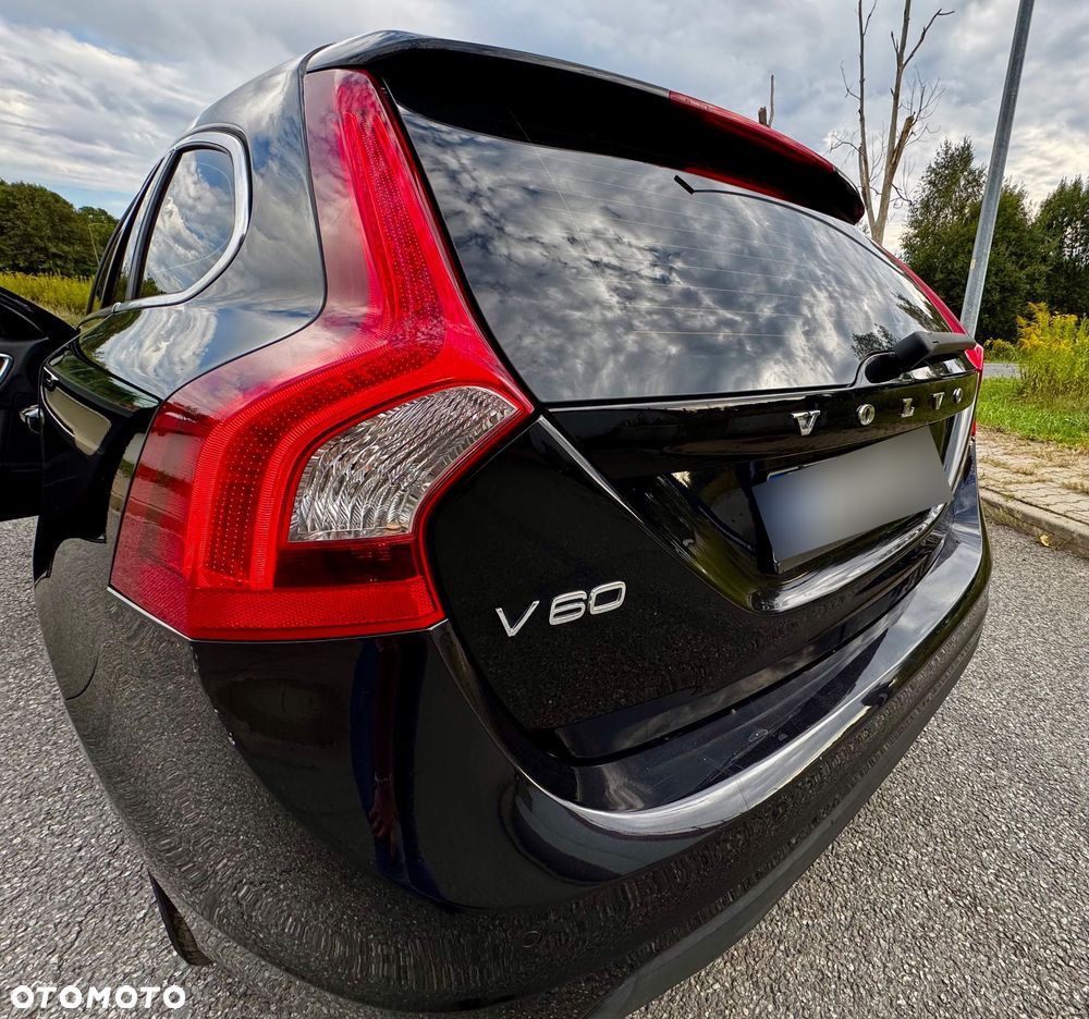 Volvo V60 D3 Summum - 22