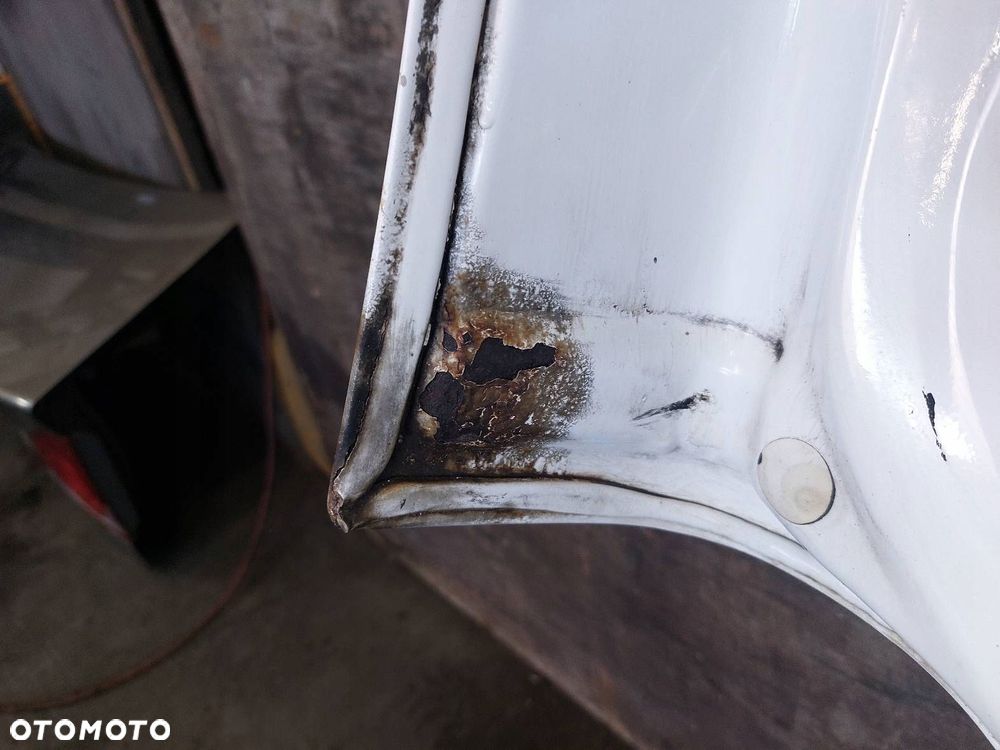 KLAPA BAGAŻNIKA MERCEDES-BENZ VITO W638 - 3