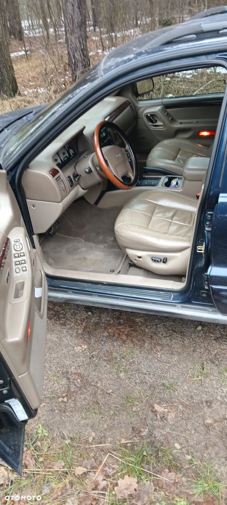 Jeep Grand Cherokee - 9