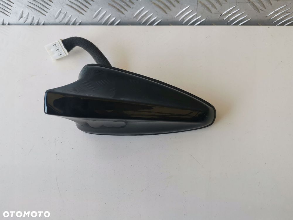 HYUNDAI SANTA FE IV 19- ANTENA DACHOWA WW2 POD ZWYKLY DACH 96210-S1450 NKA - 2