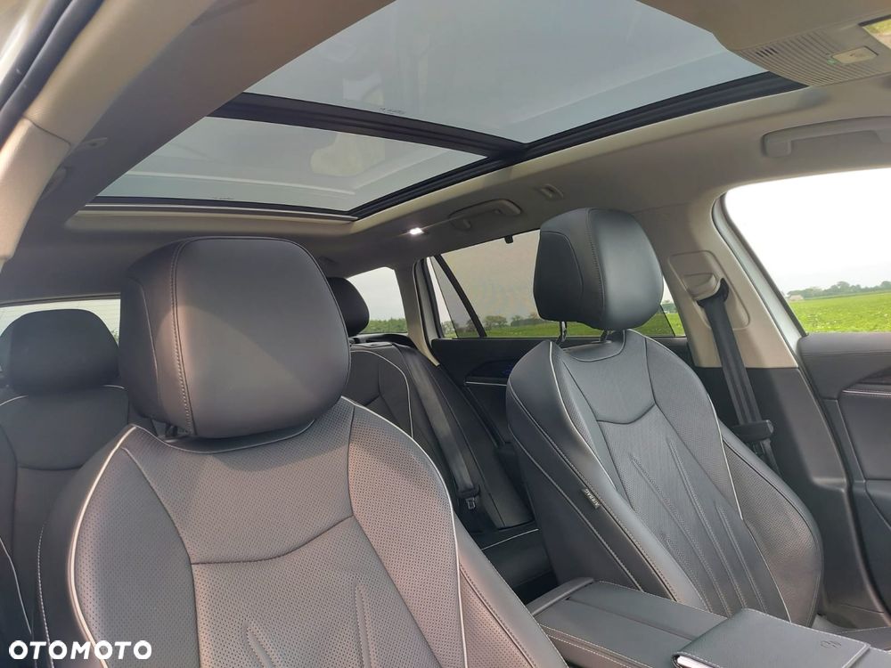 Volkswagen Passat 2.0 TDI Elegance DSG - 21